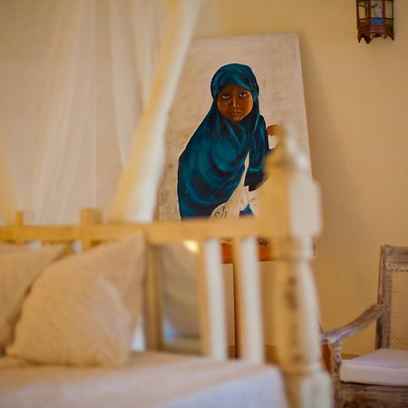 מאלינדי Villa Cesy Boutique Hotel מראה חיצוני תמונה